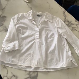 Women's White Collared Top